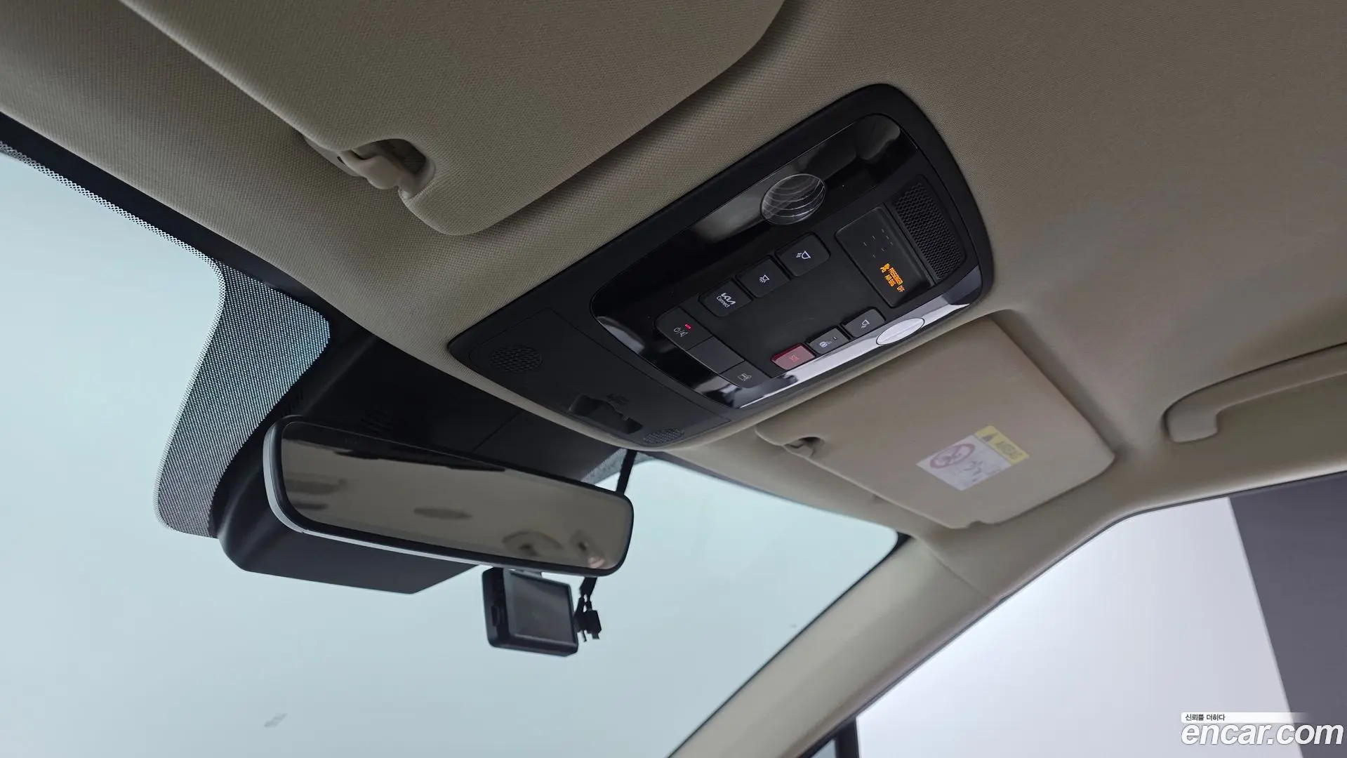 Kia Canival Diesel 9-Seater Noblesse