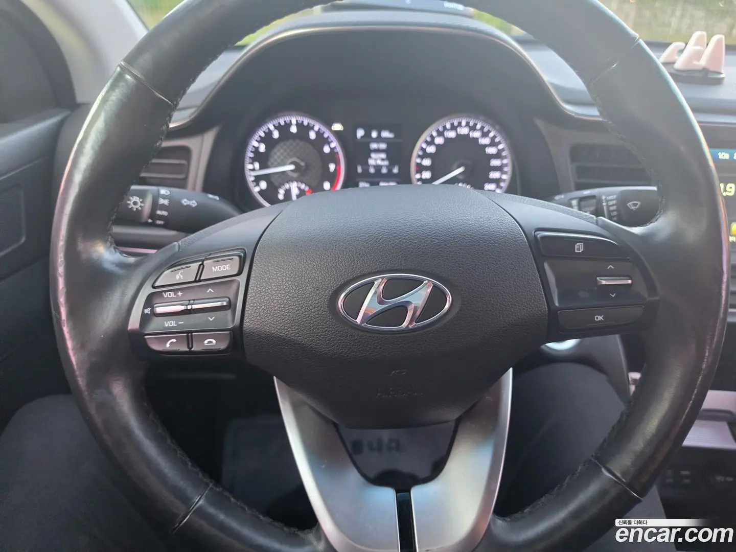 Hyundai AVANTE 1.6 2018