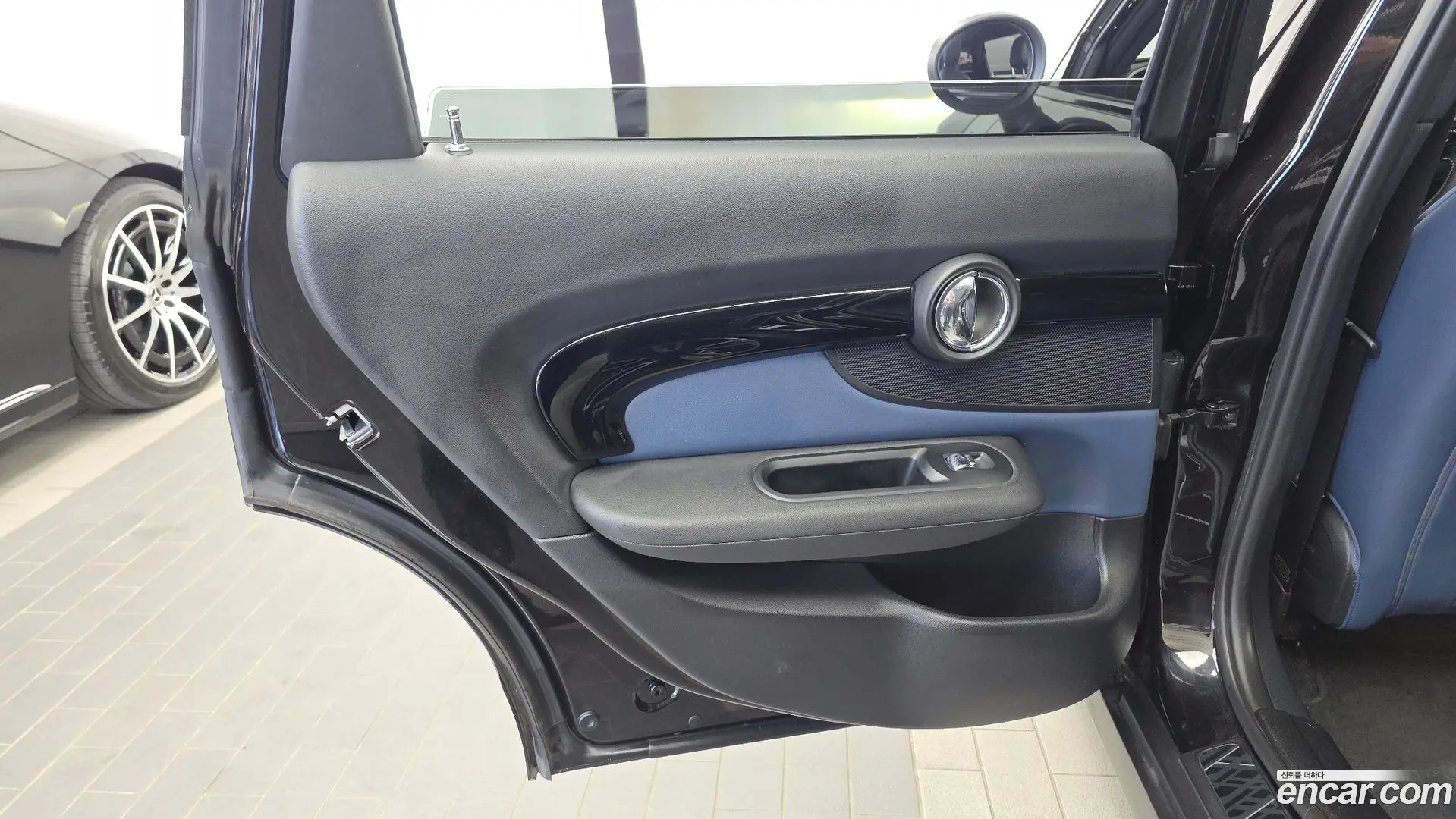Mini Clubman Shadow Edition
