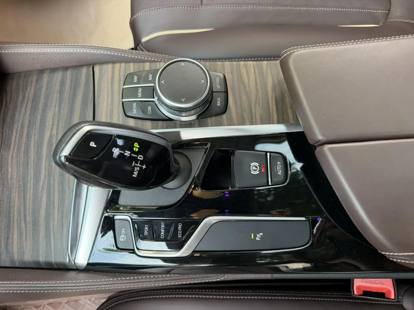 BMW 5 Series 2020 530Li Leading Luxury Package