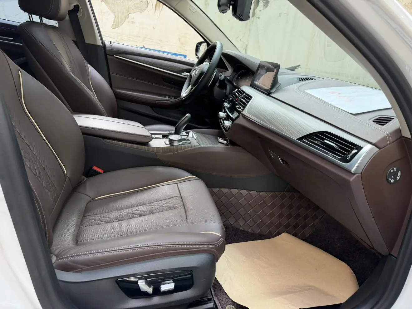 BMW 5 Series 2020 530Li Leading Luxury Package