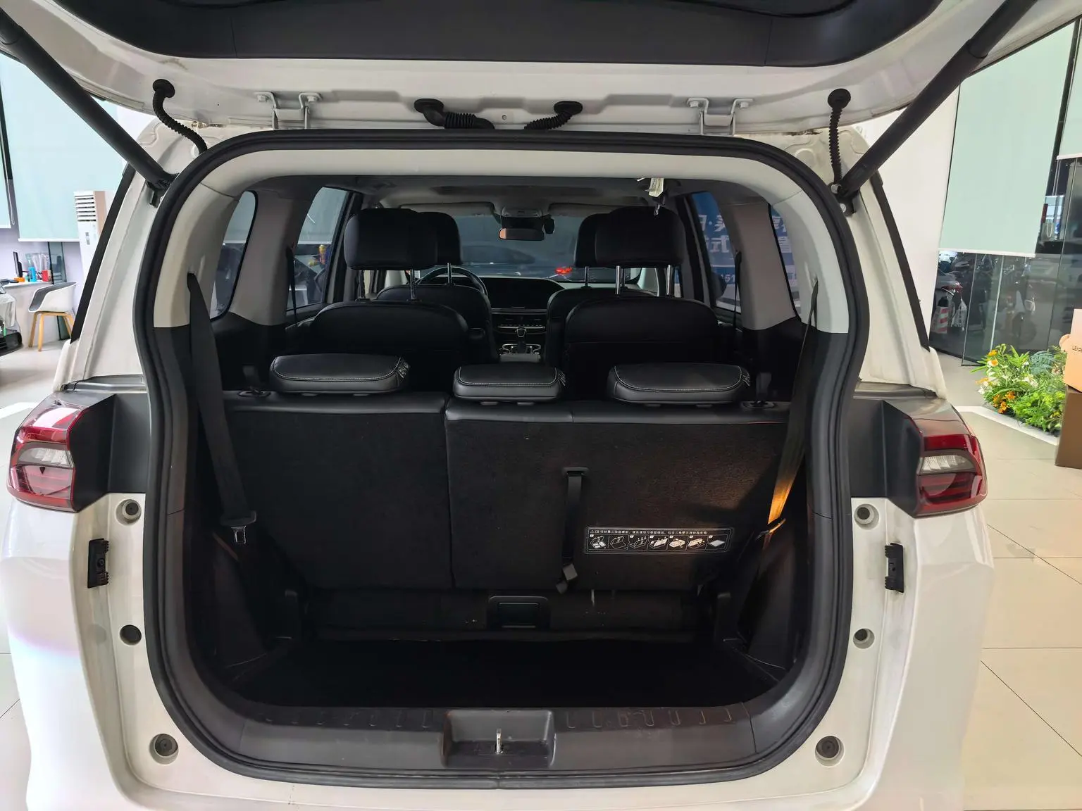 GAC Trumpchi Trumpchi M6 2023 PRO 270T WDCT Luxury