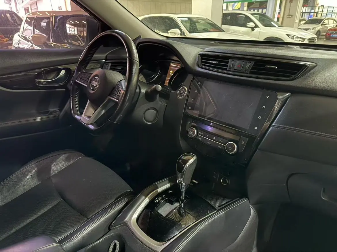 Nissan X-Trail 2020 2.0L CVT Smart Connected Comfort 2WD