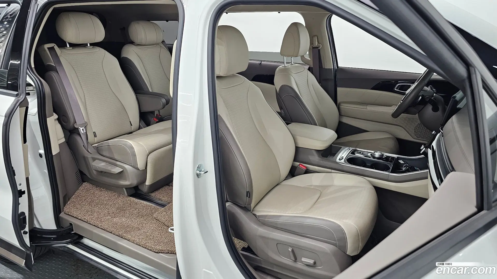 Kia Canival Diesel 7-Seater Signature