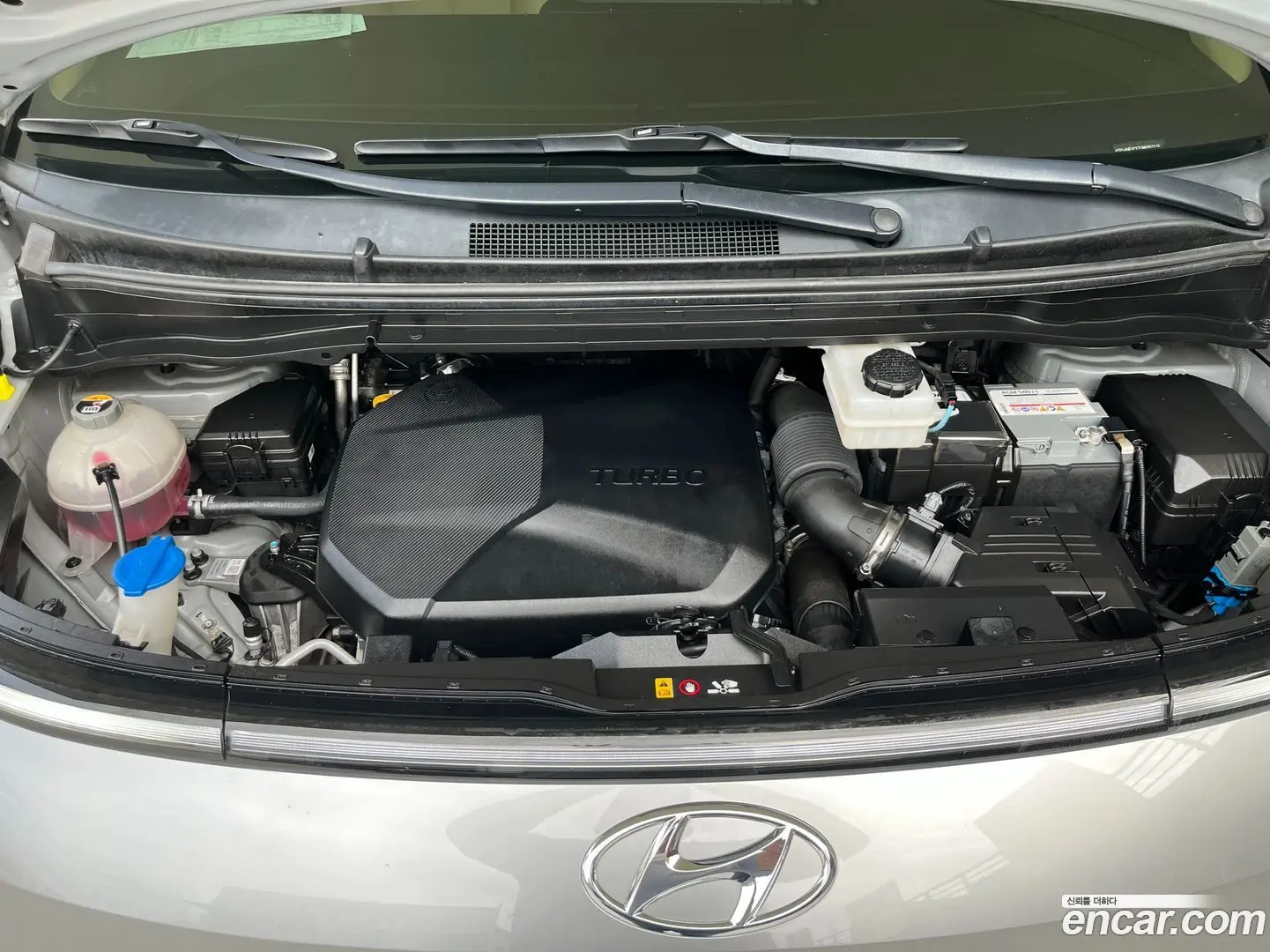 Hyundai Staria Cargo 5-Seater 2022