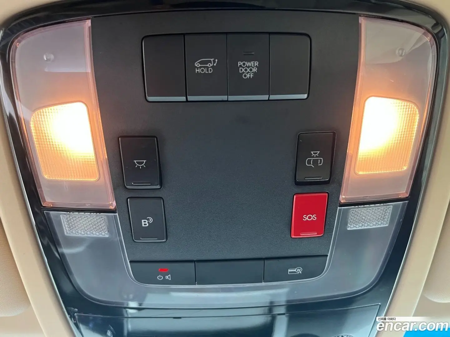 Hyundai Staria Cargo 5-Seater 2022