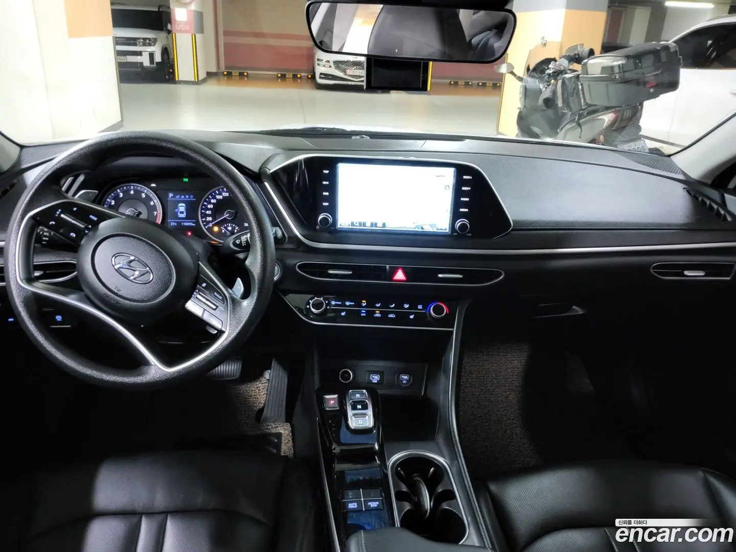 Hyundai Sonata 2.0 LPG(rental car)