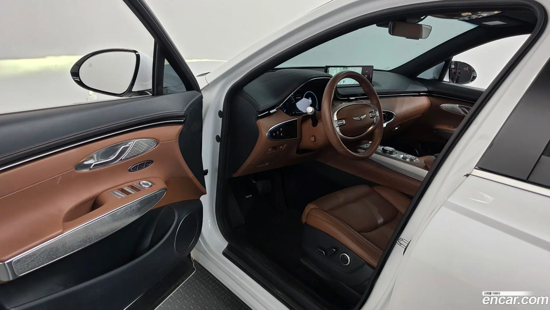 Genesis GV70 2.5T Gasoline AWD