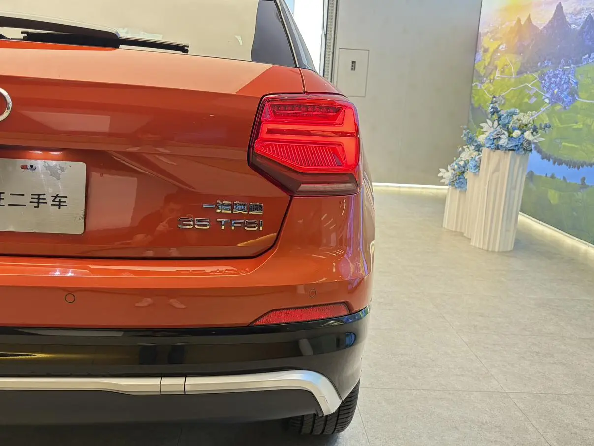 Audi Q2L 2018 35TFSI Dynamic Fashion China VI