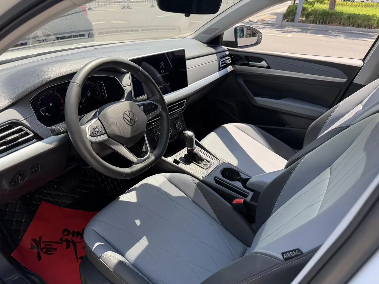 Volkswagen Lavida 2023 Facelift 1.5L Auto 5