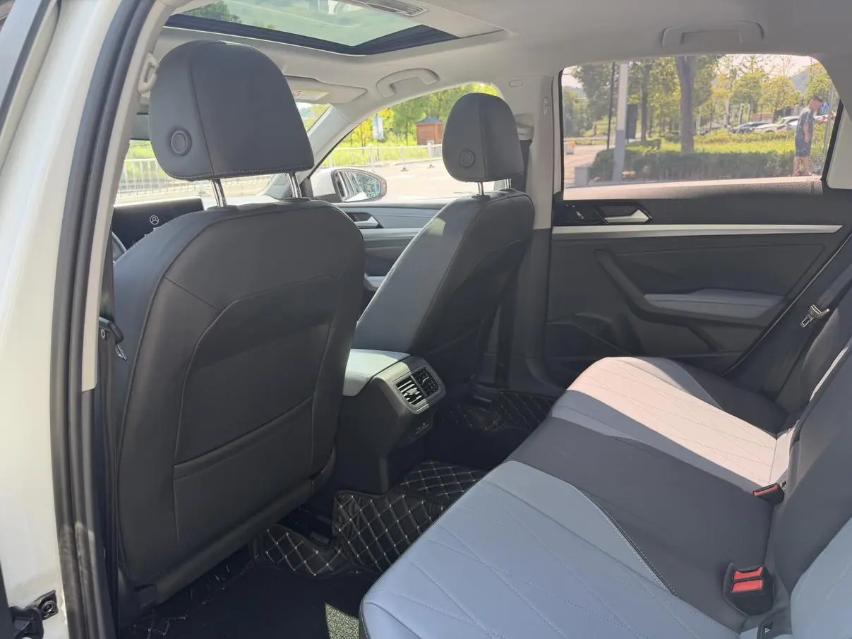 Volkswagen Lavida 2023 Facelift 1.5L Auto 5