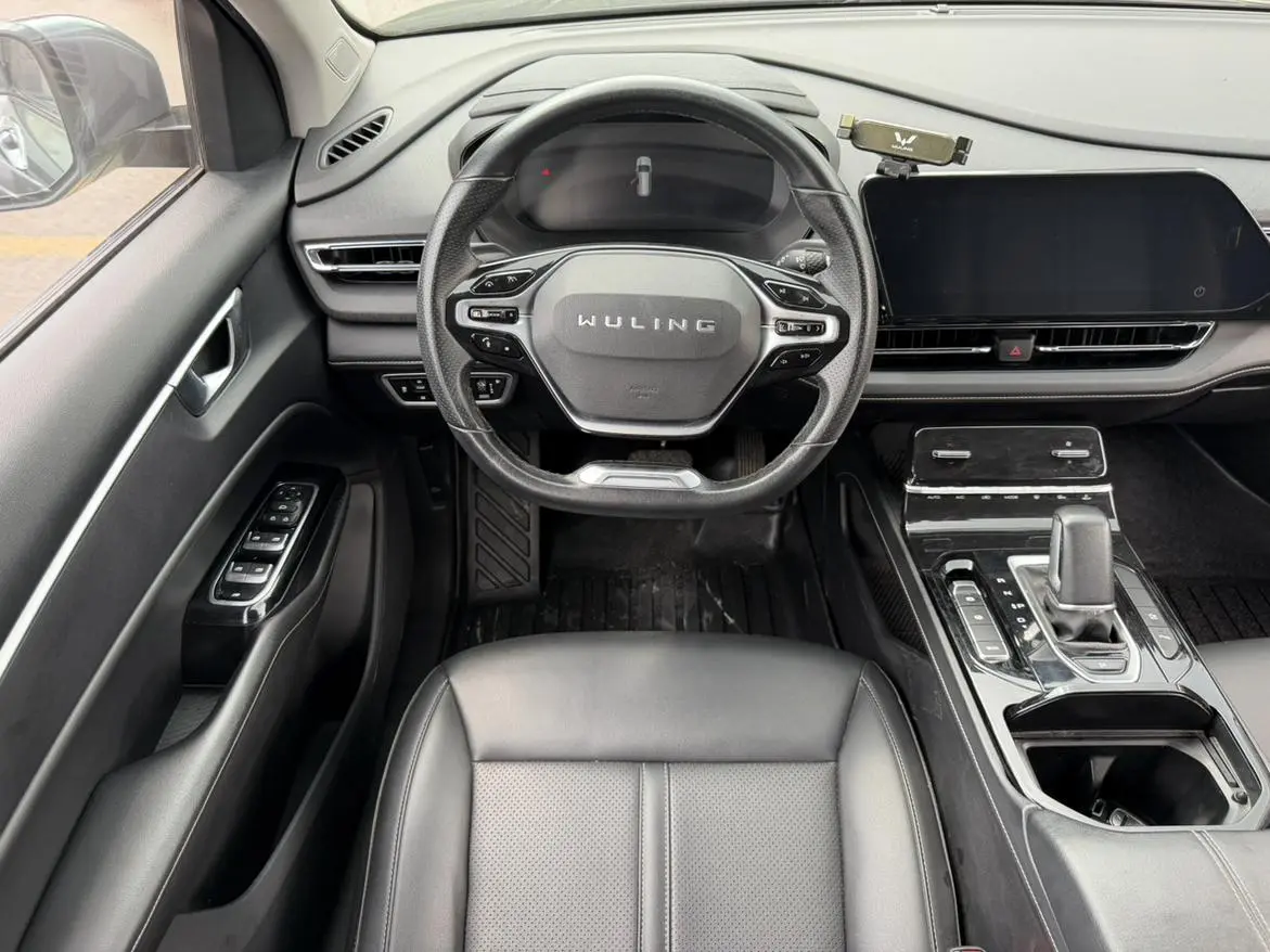 Wuling Victory Victory 2020 1.5T CVT Flagship