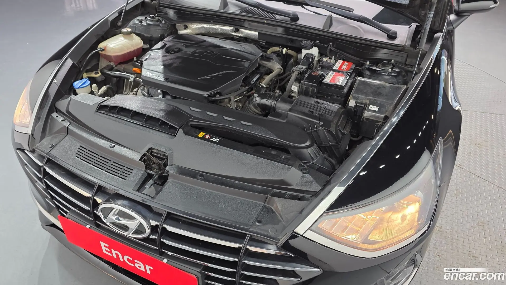 Hyundai Sonata 2.0 LPG(rental car)