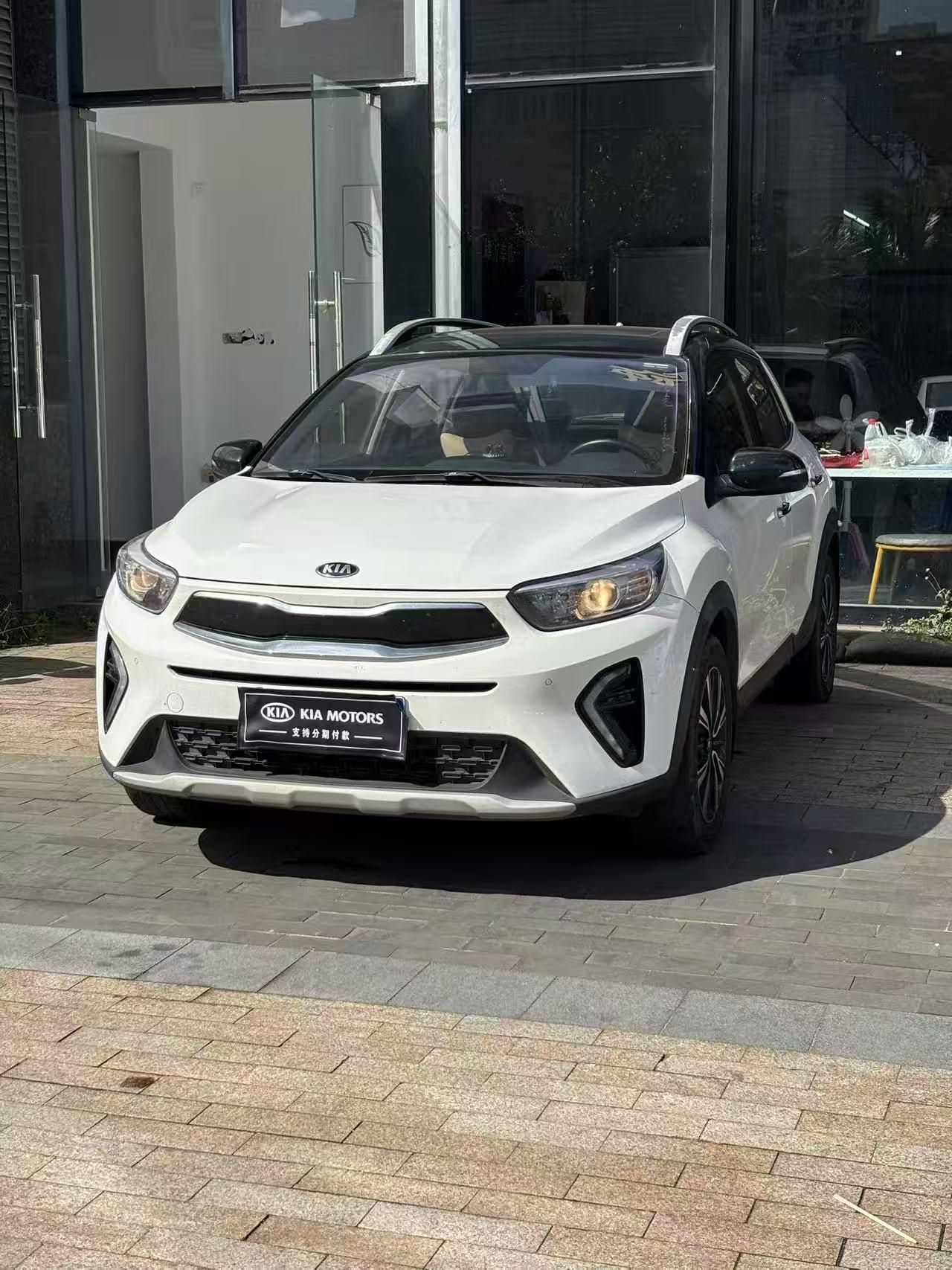 Kia 2021 1.4L CVT Sunroof