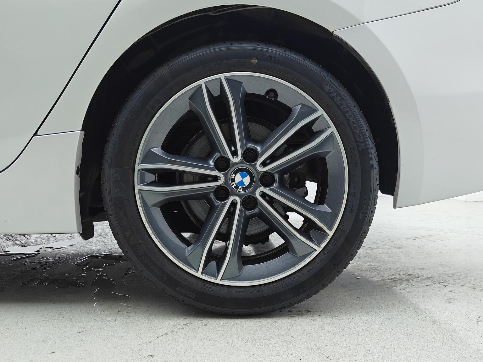 BMW 1 Series 2019 118i Fashion
