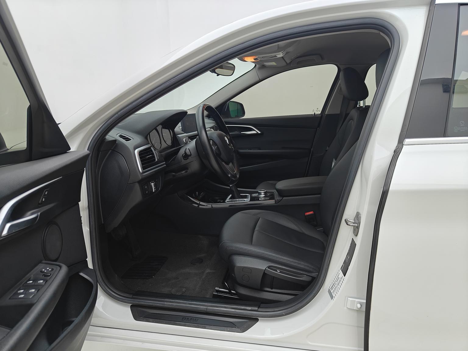 BMW 1 Series 2019 118i Fashion