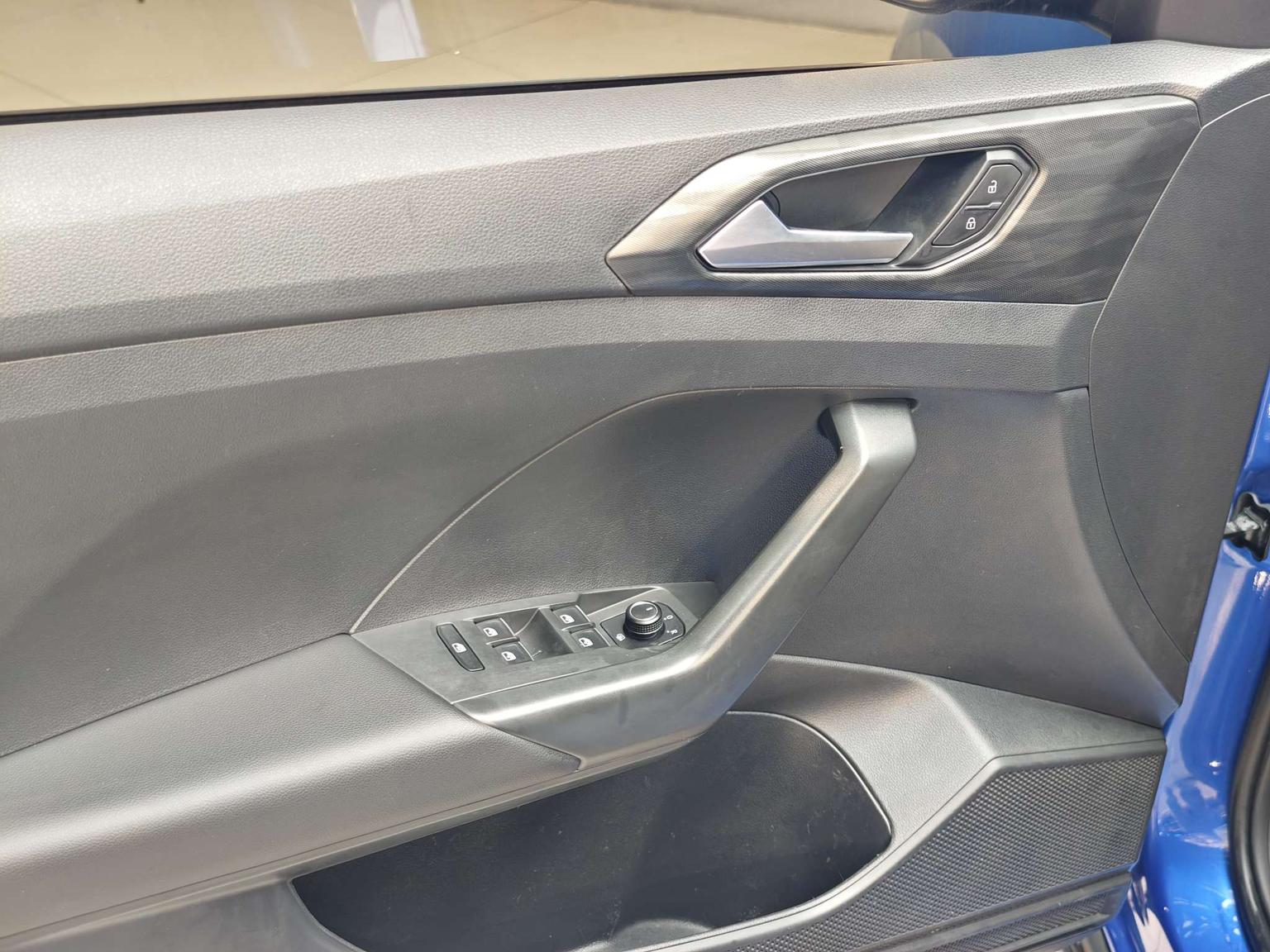 Volkswagen 2020 1.5L Auto