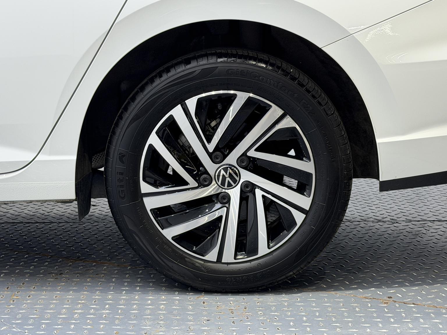 Volkswagen Lavida 2023 300TSI DSG