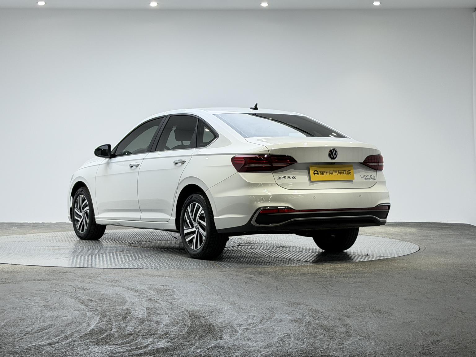 Volkswagen Lavida 2023 300TSI DSG