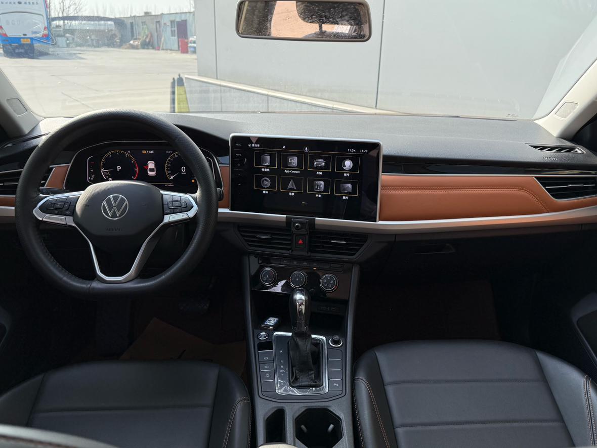 Volkswagen Bora 2023 200TSI DSG Smart Drive PRO