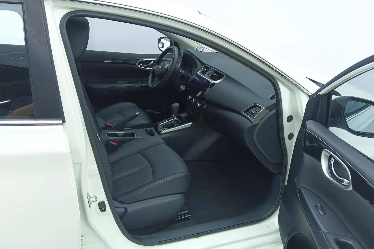 Nissan Sylphy 2021 Classic 1.6 XL CVT Luxury