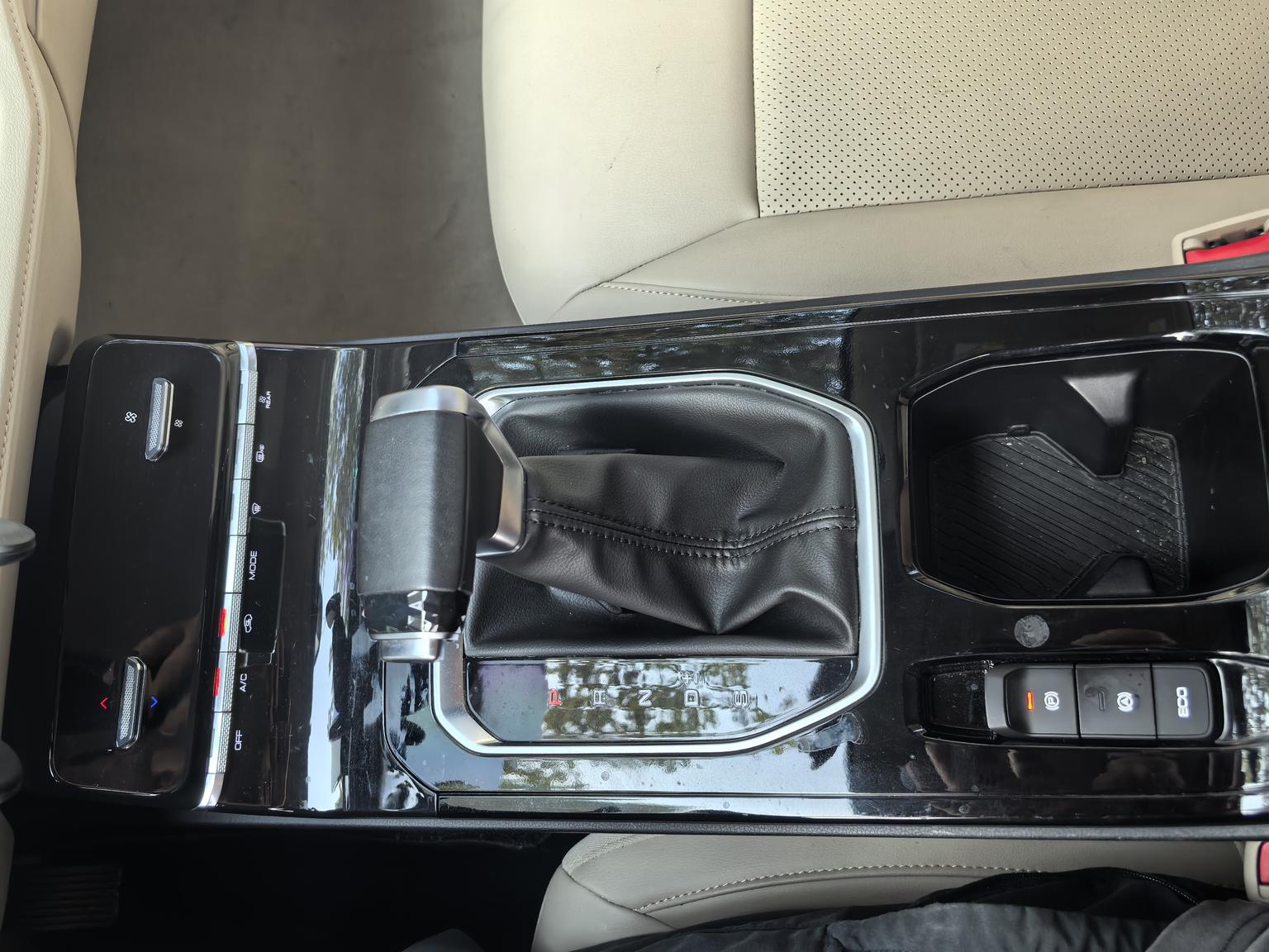 Wuling Victory Victory 2020 1.5T CVT Premium