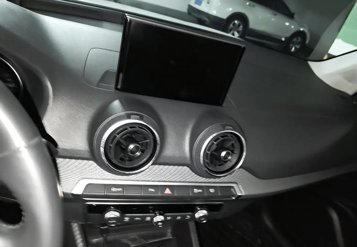 Audi Q2L 2020 35TFSI Dynamic Fashion