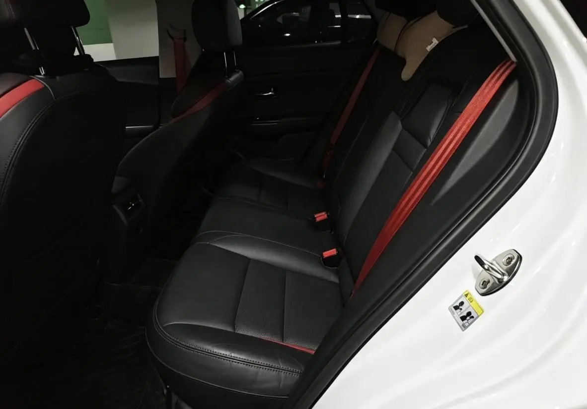 Audi Q2L 2020 35TFSI Dynamic Fashion