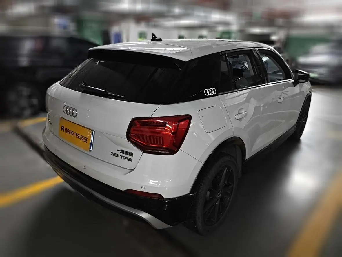 Audi Q2L 2020 35TFSI Dynamic Fashion