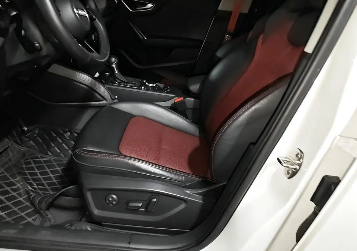 Audi Q2L 2020 35TFSI Dynamic Fashion