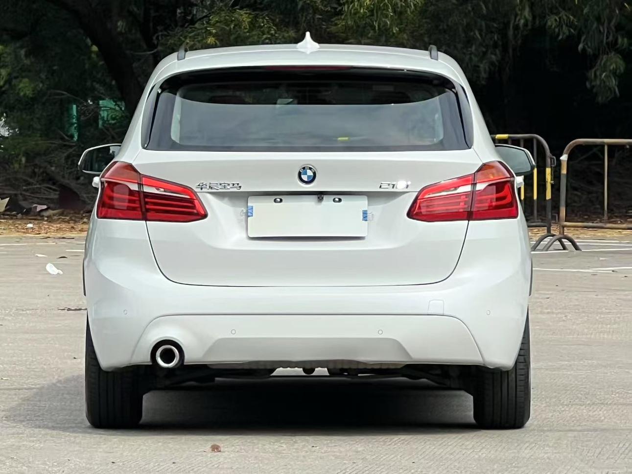 BMW 2 Series Wagon 2019 218i Fashion