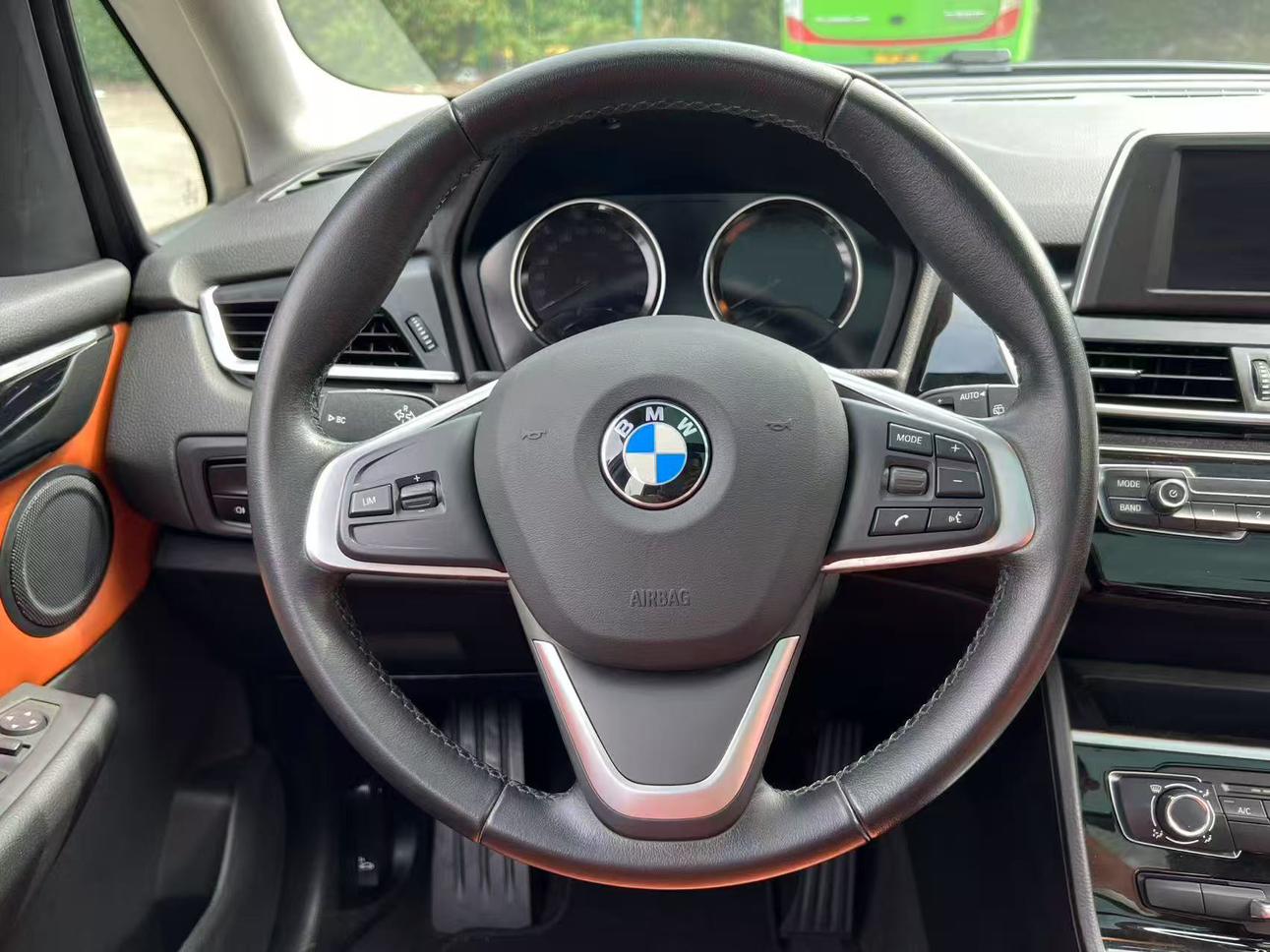 BMW 2 Series Wagon 2019 218i Fashion