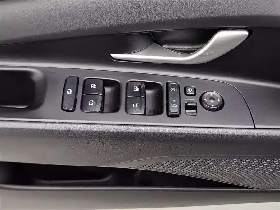 Hyundai 2021 1.5L CVT LUX Premium