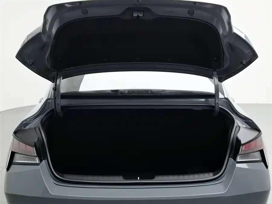 Hyundai 2021 1.5L CVT LUX Premium