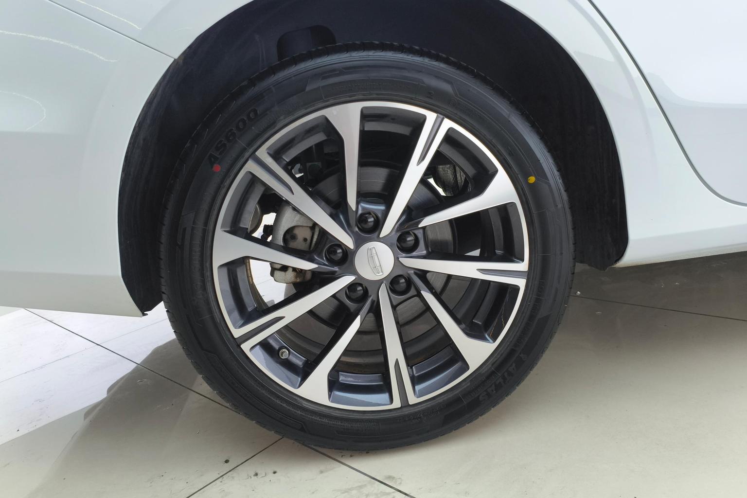 Geely Emgrand 2025 4th Gen 1.5L CVT Premium