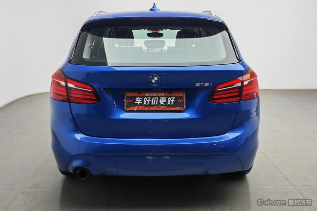 BMW 2 Series Wagon 2018 218i Leading