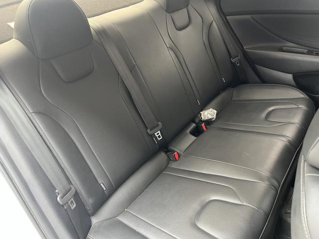 Hyundai Elantra 2022 1.5L CVT GLX Elite