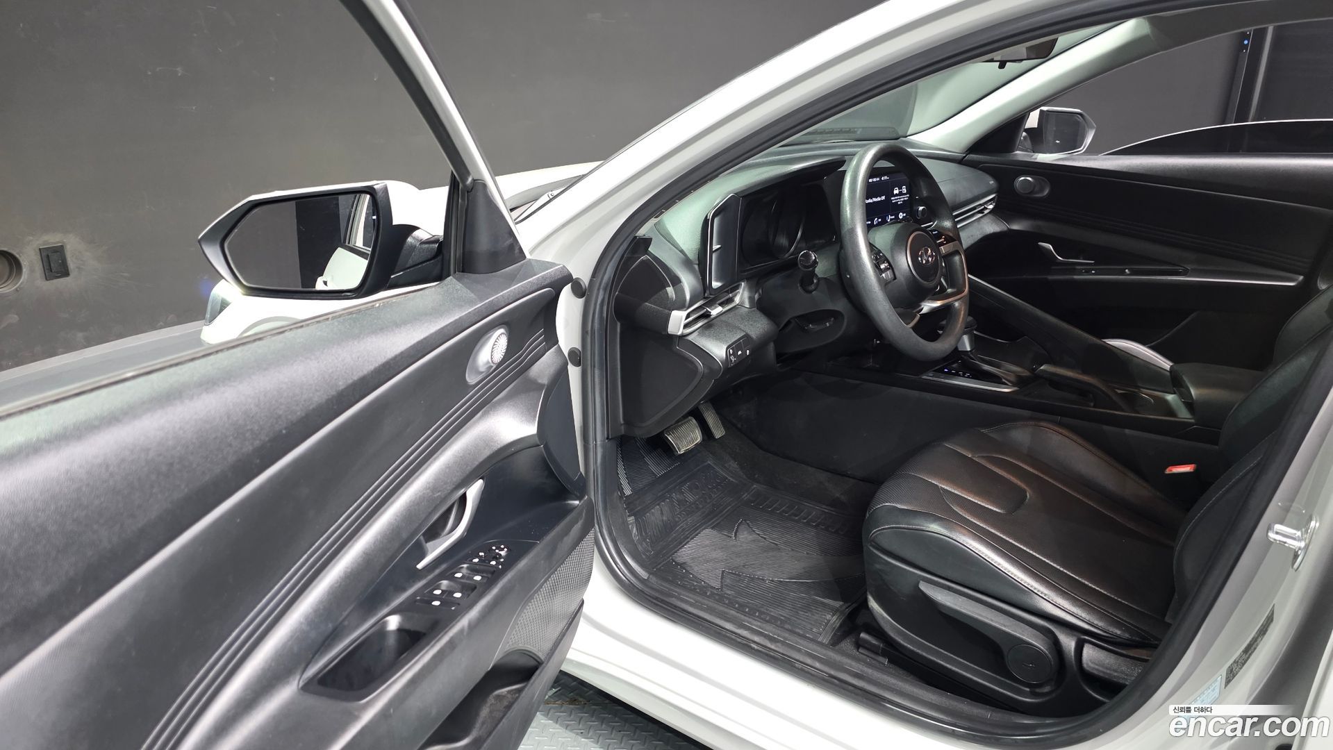 Hyundai AVANTE 1.6 2020