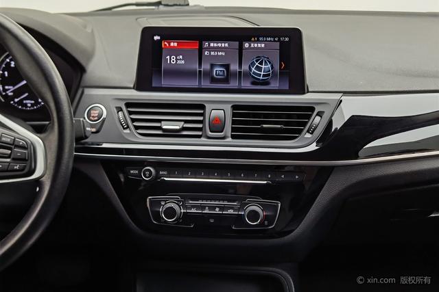 BMW 1 Series 2020 120i Fashion