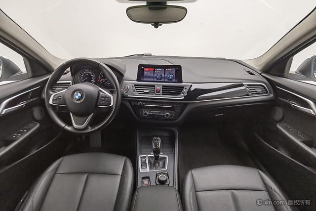 BMW 1 Series 2020 120i Fashion