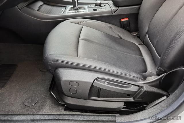 BMW 1 Series 2020 120i Fashion