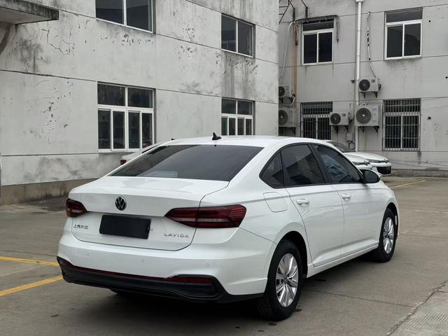 Volkswagen Lavida 2024 1.5L Auto Deyi
