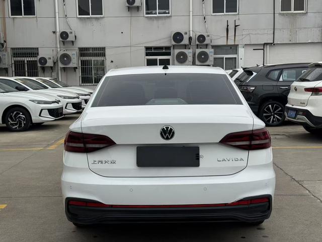 Volkswagen Lavida 2024 1.5L Auto Deyi