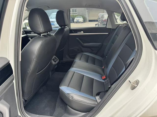 Volkswagen Lavida 2024 1.5L Auto Deyi