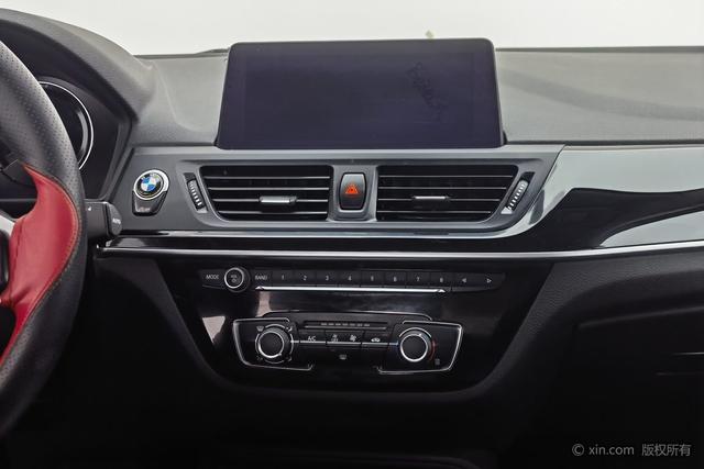 BMW 1 Series 2020 120i Fashion