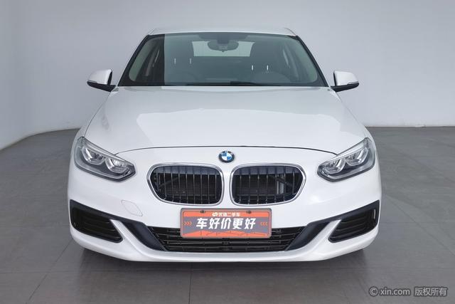 BMW 1 Series 2020 120i Fashion