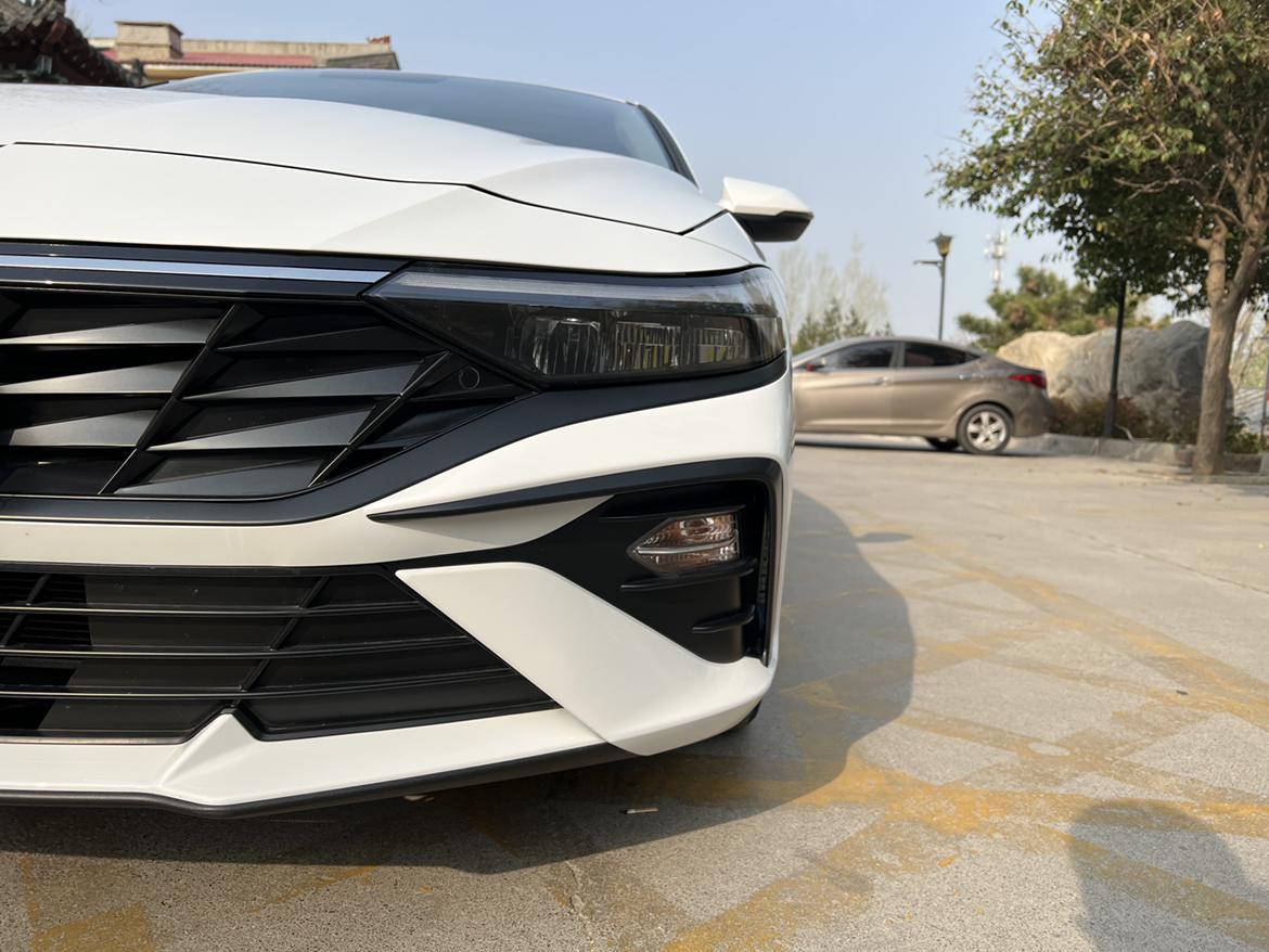 Hyundai 2023 1.5L CVT GLX Elite
