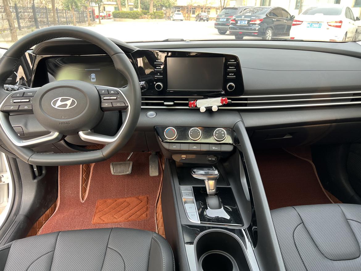 Hyundai 2023 1.5L CVT GLX Elite