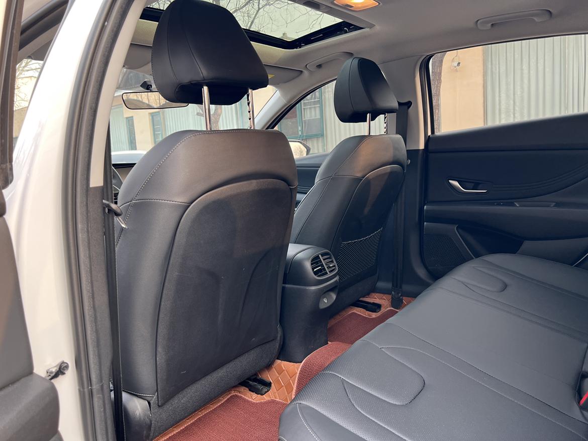 Hyundai 2023 1.5L CVT GLX Elite