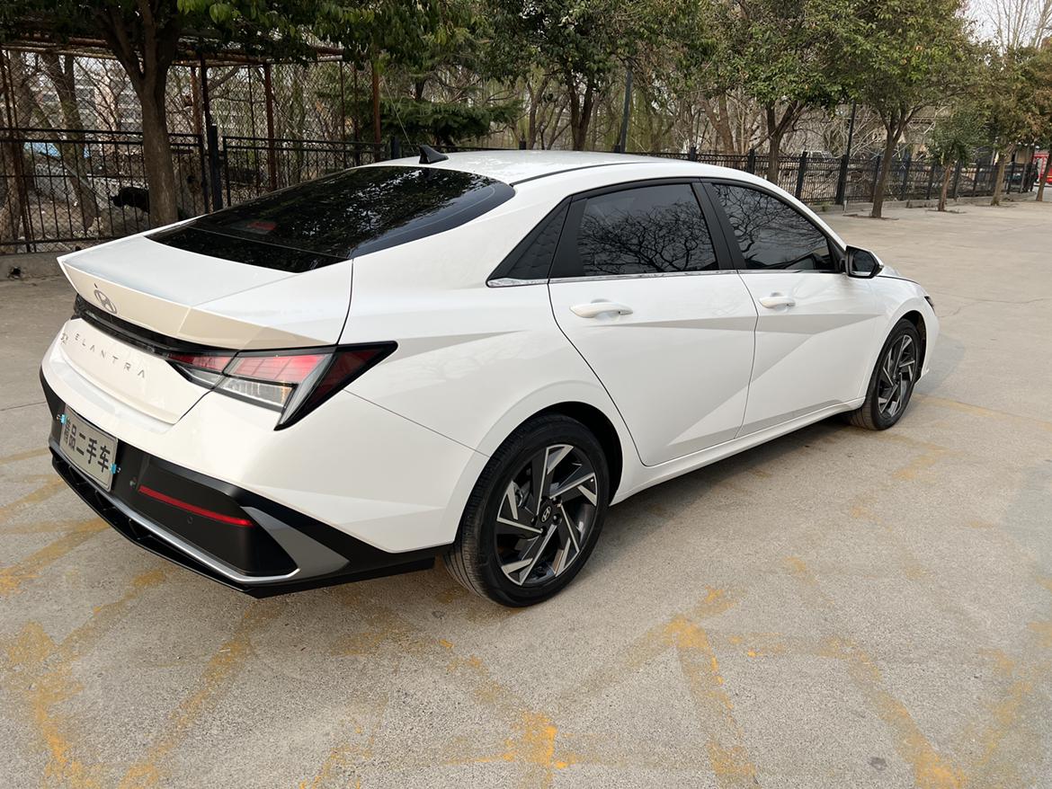 Hyundai 2023 1.5L CVT GLX Elite